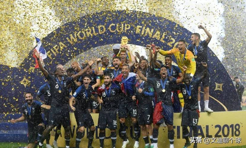 攻守兼备！保罗·乔治半场5中2拿到7分4板2断 正负值+5（攻防俱佳！保罗-乔治半场5投2中拿下7分4篮板2抢断，正负+5）