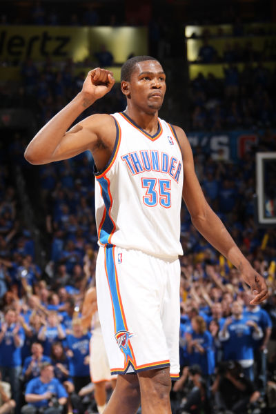 NBA：勇士击败森林狼 库里三分火力全开（NBA：勇士力克森林狼 库里三分如雨）