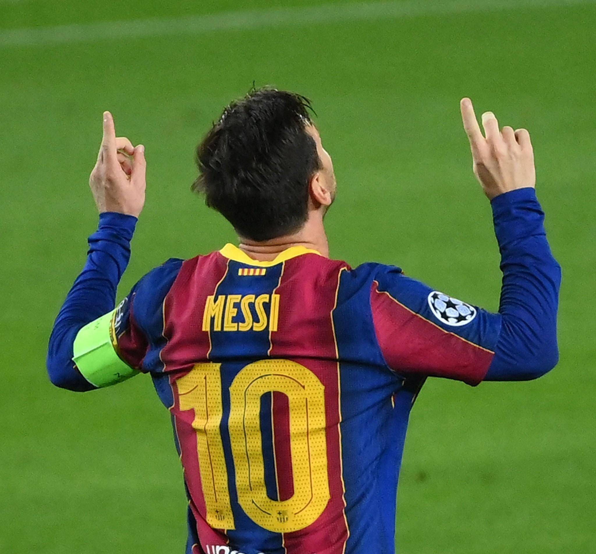 记者：迈尼昂不打算与米兰续约，切尔西已经开始与球员接触（记者：迈尼昂无意与米兰续约，切尔西已与球员接洽）