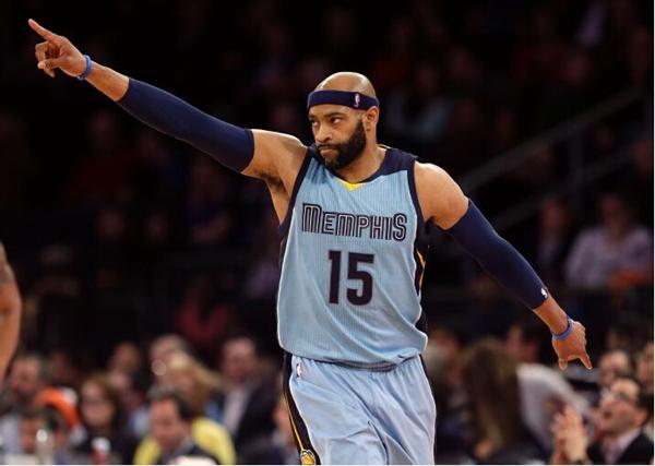 阿莱格里：防守是全队的事，要想赢得比赛就必须弄脏裤子（阿莱格里：防守需全员参与，想赢球就得不怕弄脏球衣）