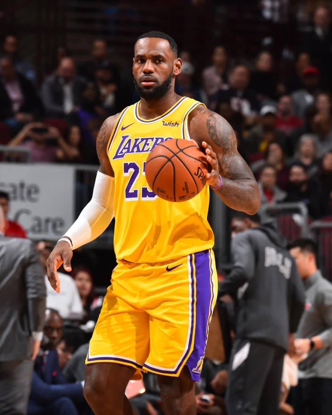 赛后情书：巴萨防守千疮百孔能否防住中超？曼城哈登大胜多特（赛后复盘：巴萨后防千疮百孔，能挡住中超冲击吗？曼城哈登横扫多特）