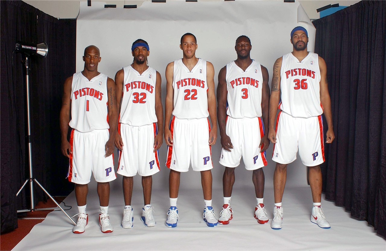 马蒂奇认为曼联卖麦克托米奈是错误，滕哈格表示同意（马蒂奇称曼联出售麦克托米奈是失策，滕哈格予以认同）